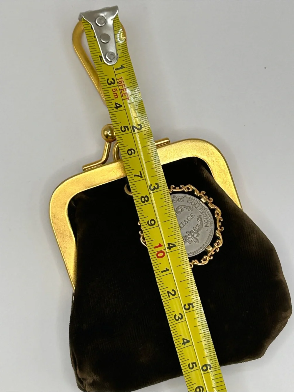 Dolce and Gabbana RARE kiss lock coin pouch bag charm keychain gorgeous - Picture 5 of 7